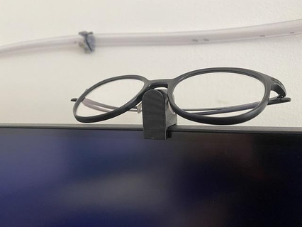 nose - simple glasses holder reading monitor mount desk office 3d print model - Mito3D