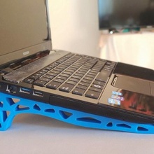 pc portátil - notebook titular gadget 3d accesorio de pie soporta 3d print model - Mito3D