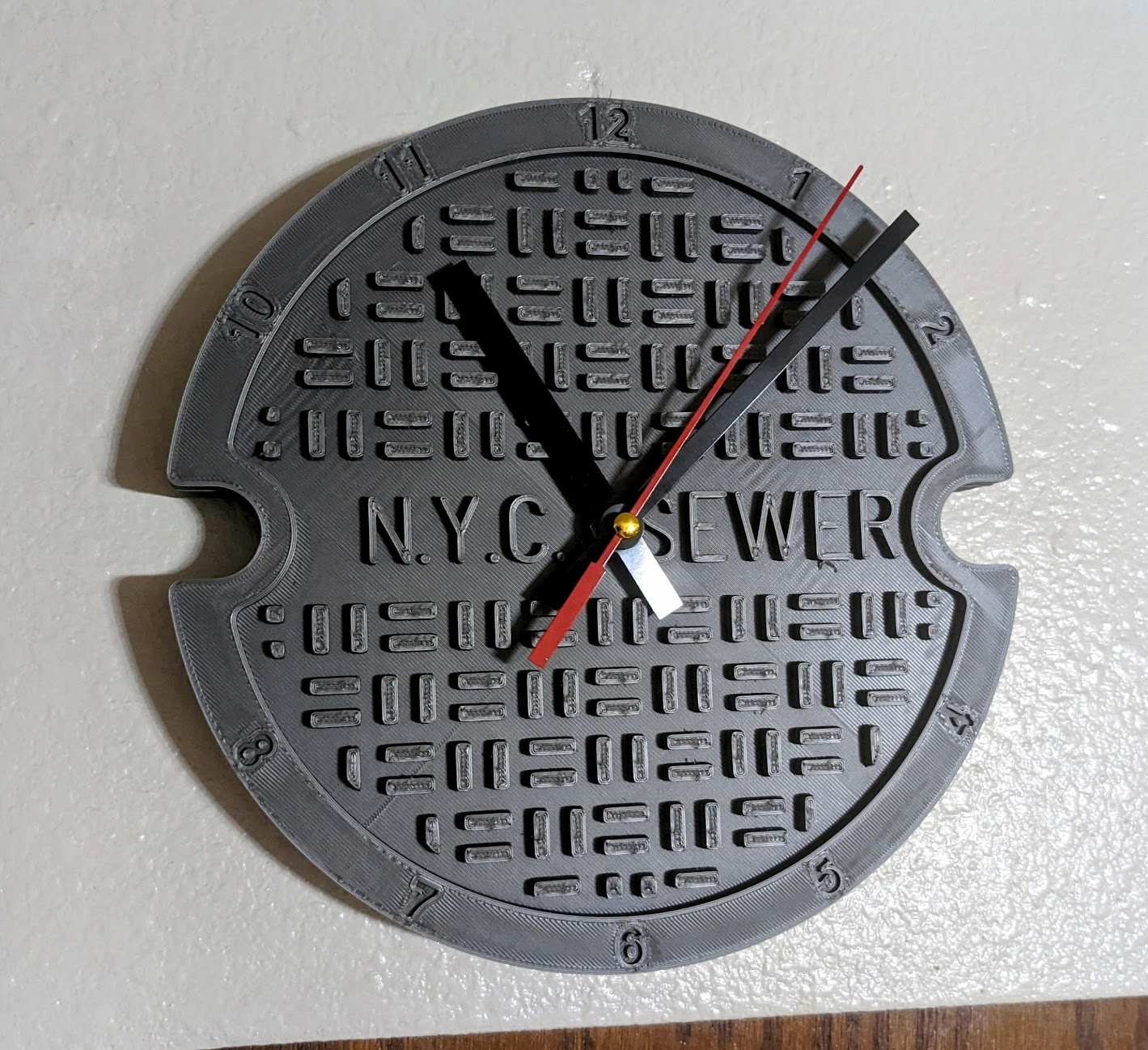 York agujero hombre cubierta carcasa funda reloj pared 3D print model - Mito3D