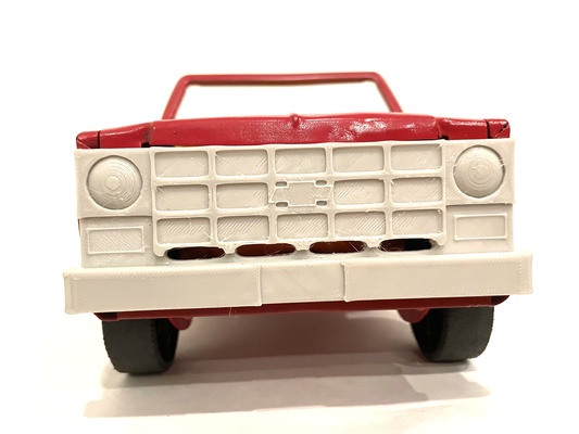 nylin chevy blazer grill spiel tonka chevrolet quadratischer körper spielzeug lkw 1 18 rahmen jahrgang 3d print model - Mito3D