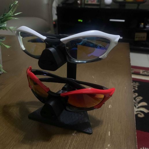 oakley shade stand ooakley 3D print model - Mito3D