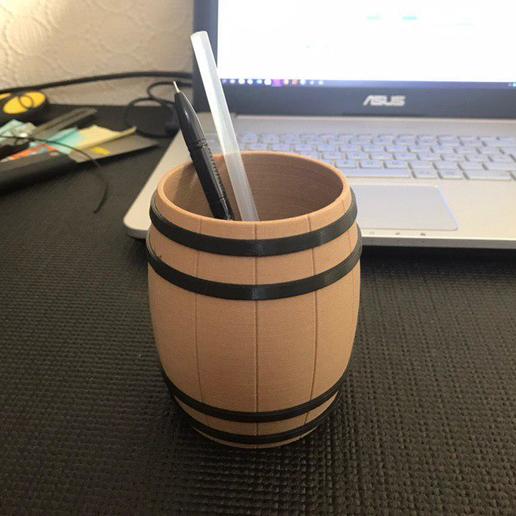 office diy - wood barrel pen holder home pencil 3D print model - Mito3D