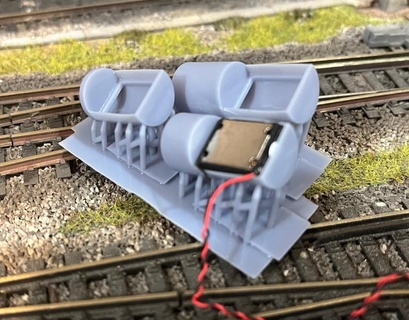 oo steam train 11x15 sugar cube round speaker enclosure ho model railway railroad esu hm7000 hornby bachmann 3d 4mm 3d print model - Mito3D