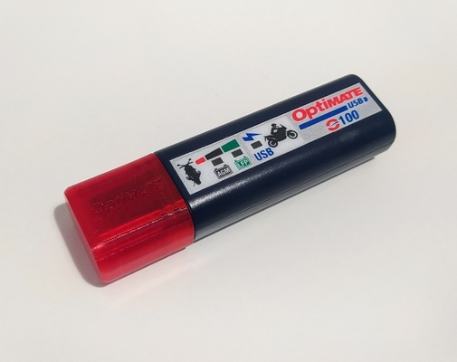 ottimale 100 batteria caricabatterie adattatore cap motociclo litio 3d print model - Mito3D