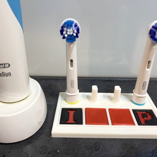 oral-b brosse à dents personnalisée titulaire la maison dent l'oral b le électrique personnalisé des lettres 3D print model - Mito3D