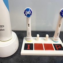 oral b personalizado, porta-escova de dentes a casa dente escova titular elétrico personalizado letras 3d print model - Mito3D