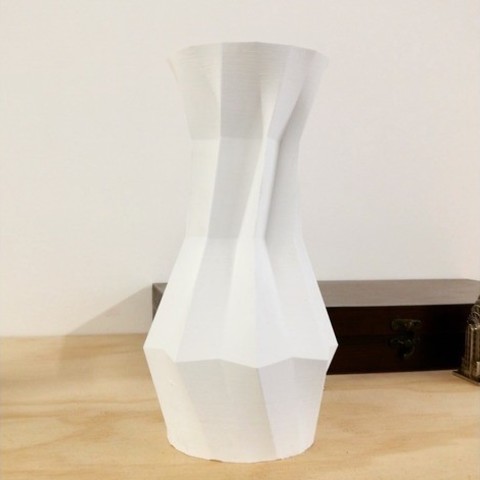 origami-vase Kunst design 3D print model - Mito3D
