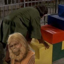 orijinal planet apes merdiven brickpuzzle oyun oyuncak 3d print model - Mito3D