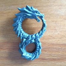 ouroboros pingente alterado de carbono jóias cobra manga scifi ficção científica netflix chaveiro o infinito futuro dragão alteredcarbon 3d print model - Mito3D