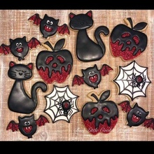 pack 4 halloween cookie cutters cutter bakery fun bat poisoned apple 3d print model - Mito3D