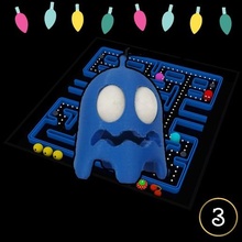 pacman scared ghost ornament retro vintage christmas art 3d print model - Mito3D