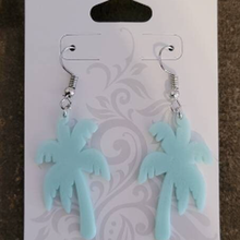 palm tree earrings 3d print model - Mito3D