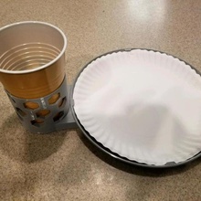 plato de papel, un vaso plástico titular casa los hogares la bandeja placa soporte picnic asar a parrilla alimentos copa acampar barbacoa 3d print model - Mito3D