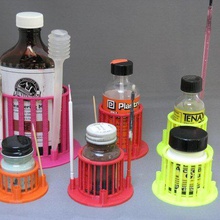 parametrische Flasche supportbrush Halter Kunst Kunst-tools nützlich tds Farbe openscad keine Spitze Klebstoff-Flasche container 3d 3d print model - Mito3D