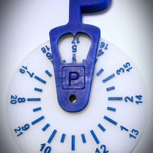 parkingdisc gadget disc parking meater time car clock 3d print model - Mito3D
