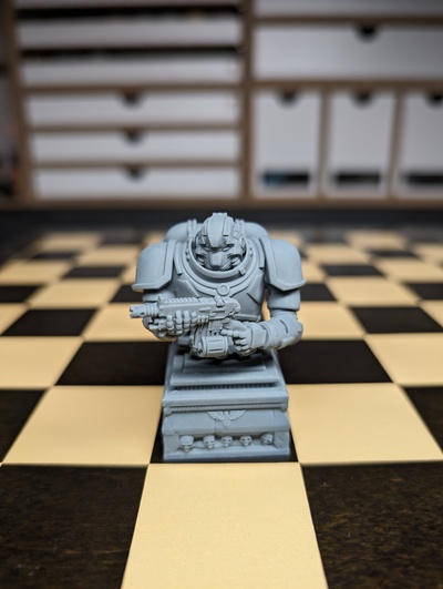 pion libre échantillon tuteurs of saint empereur échecs jeu science fiction sci guerre marteau warcraft espace marin étoile guerres intercesseur épée chaîne bolter terminateur gothique mutant impérial 3d print model - Mito3D