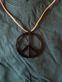 peace love necklace paece hippie disguise fantasy 3d print model - Mito3D