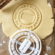 yoğun jaluziler kurabiye kesici sipariş klasik kesiciler Thomas Shelby Ustura düz şapka Garnizon nın nin bisküvi 3d print model - Mito3D