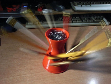 pencil holder girar escrito Diversos categorizado 3d print model - Mito3D