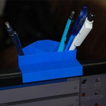 Bleistift-Halter oberen Rand der Anzeige angepasst werden home office display mount 3d print model - Mito3D