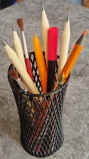 lápis organizador organizador delicado elemento lápis escova 3d print model - Mito3D