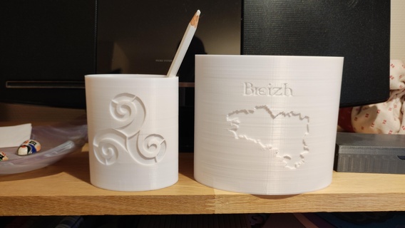 pencil pots bretagne pencils triskell 3d print model - Mito3D
