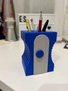 pencil sharpener holder Home pencil sharpener pencils pencil holder decoration desk  3d print model - Mito3D