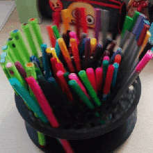 kalem boş pla biriktirme tutucu aracı kalemlik makara mandala boya kalemleri işaretleri crayon işaretleyici okul masa 3d print model - Mito3D