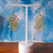 pending jewelry earring jewel jewellery exhibitor 3d print model - Mito3D