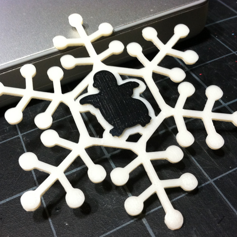 penguin snowflake home 3D print model - Mito3D