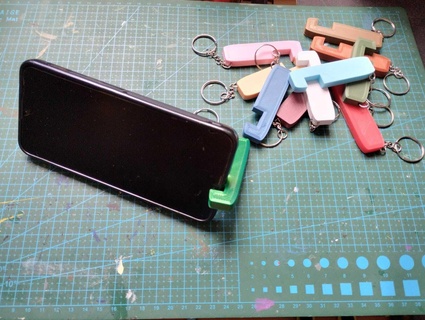 personal celular apoyo 3d print model - Mito3D