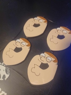 peter griffin keychain - family guy 3d print model - Mito3D