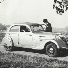 peugeot 402 b Licht 1938 Spiel 1939 1940 30s 40s die französische Armee Französisch Auto deutschen - Limousine wargame ww2 Fahrzeuge 3d print model - Mito3D