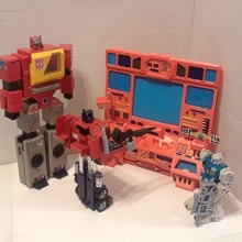 phelps3d Transformer g1 Autobot teletraan 1 Spielset Generation Computer Spielzeug 3d print model - Mito3D