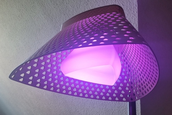 philips farbton e27 kompatibel diffusor lampenschirm komponentenibler lampenschirm zuhause haus blende birne farbe dreieck dreieckig dreikant flips glühbirne glühlampe lampe startseite mantel schatten led licht lichtstreuung streulichtblende weiß weißundfarbe haushalt 3d print model - Mito3D