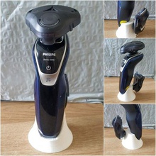 phillips série 5000 máquina de barbear stand smartclick montagem a casa 3d print model - Mito3D