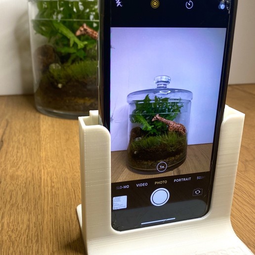 porta telefono foto casa iphone titolare immagine libero mani colpo up piu 'giu' 3D print model - Mito3D