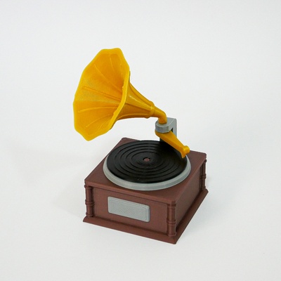 phonograph retro vintage disk music disc vinyl horn 3d print model - Mito3D