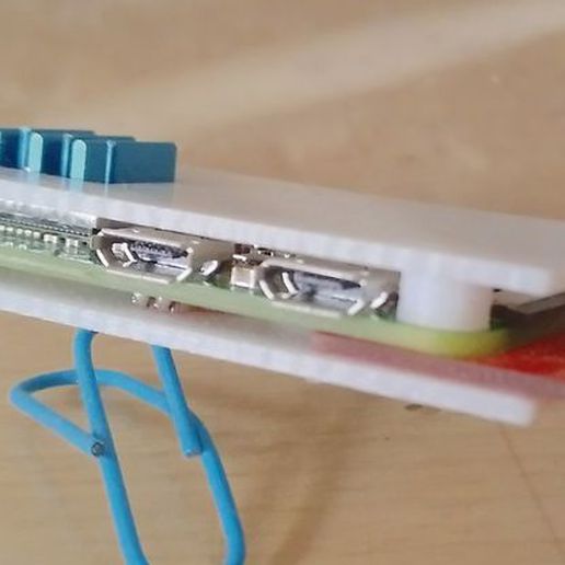 pi + USB vástago mínimo caso funda herramienta electrónica 3D print model - Mito3D