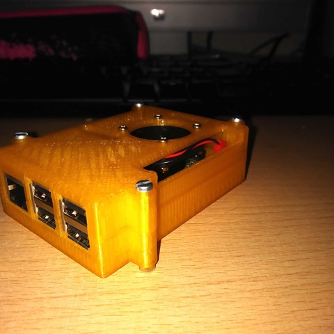 pi-3 Himbeere box tool luifer raspberry pi-3-box in der Robotik Projekte 3D print model - Mito3D