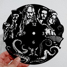 pirates caribbean clock home 3d print model - Mito3D