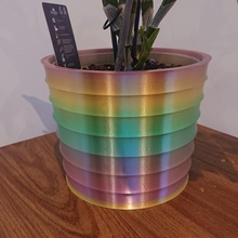 plant pot home wavy curvy rippled 3d print model - Mito3D