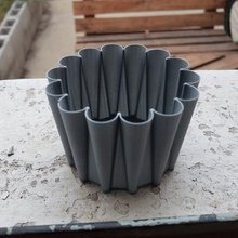 planter flower pot spiral vase home see flowerpot 3d print model - Mito3D