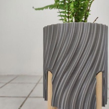 planter twist patter wooden legs 3d print model - Mito3D