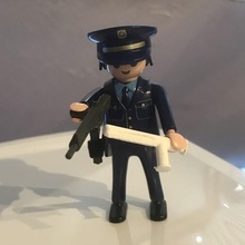 Playmobil baton polis cop siyah küçük 3d print model - Mito3D