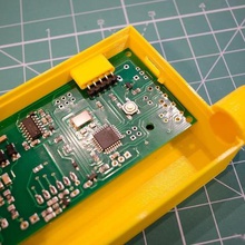 plug opening serial-header tool diy geiger Geigerzähler Fall Loch-Stecker Elektronik 3d print model - Mito3D