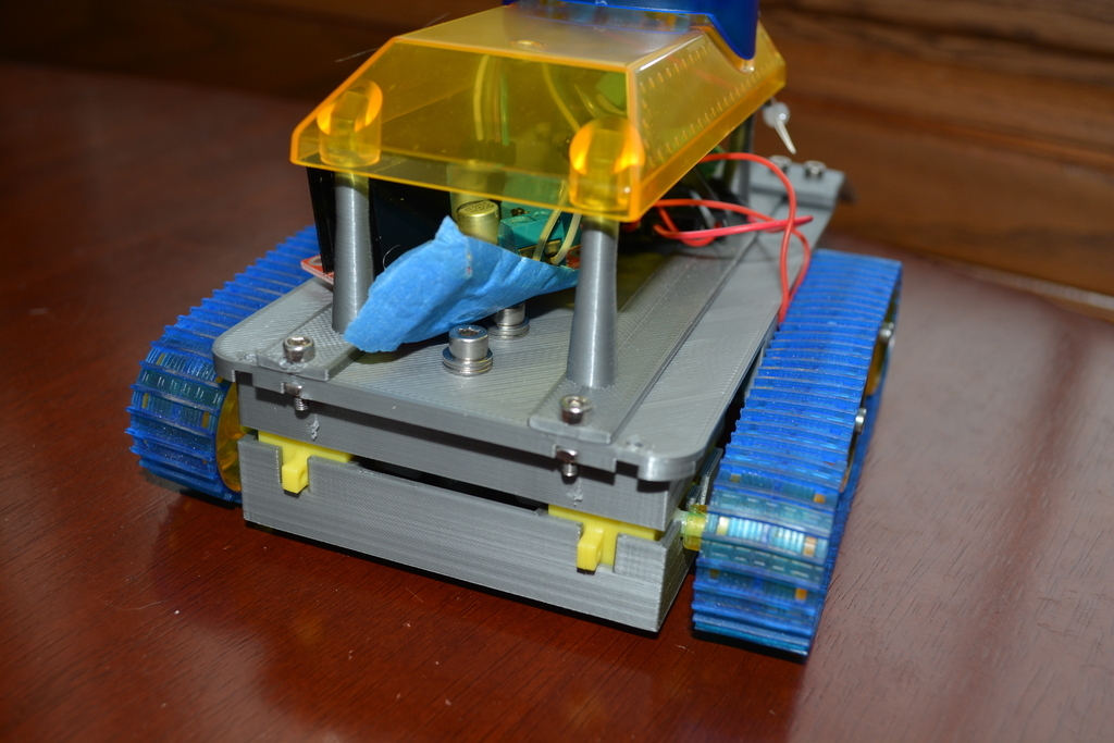 pm001 rc tank gelişmiş 3D print model - Mito3D