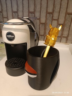pok lun café gratuitement agresser cuisine stl fichier marteau anime scrivania homme araignée 3d print model - Mito3D