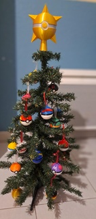 Pokeball Weihnachten Bälle Zuhause Haus Ball Noel Pokémon 3d print model - Mito3D