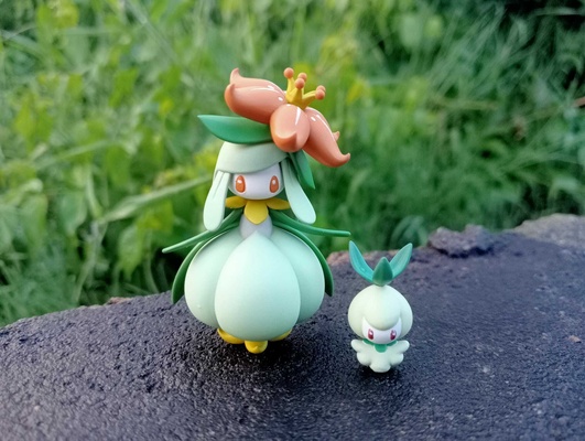 pokemon - lilligant & petilil game anime paldea figure grass fighting 3d print model - Mito3D